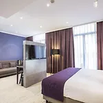 Hotell Leonardo Ramblas Barcelona