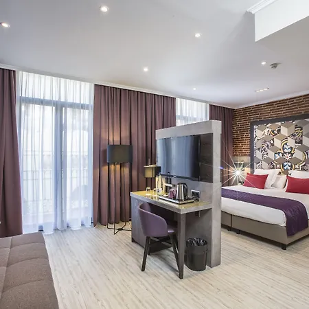 Leonardo Ramblas Hotel 3*