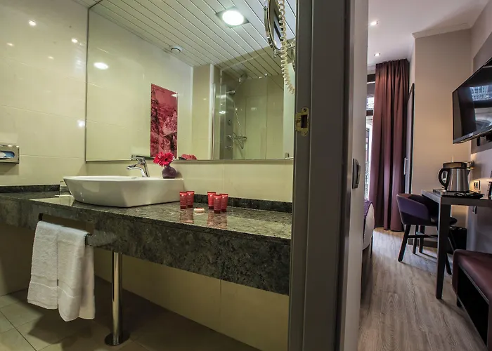 Leonardo Ramblas Hotel Barcelone