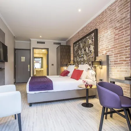 Otel Leonardo Ramblas Barselona