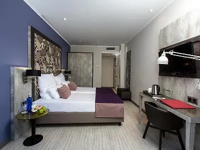 Hotell Leonardo Ramblas 3*