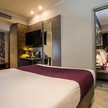 Leonardo Ramblas מלון