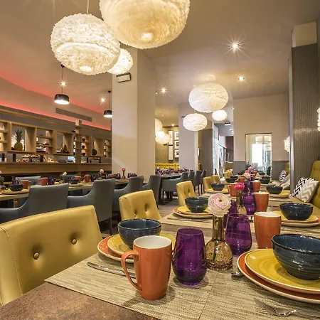 מלון Leonardo Ramblas