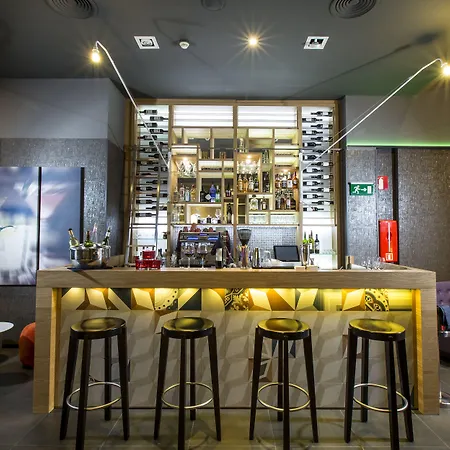 מלון Leonardo Ramblas ברצלונה