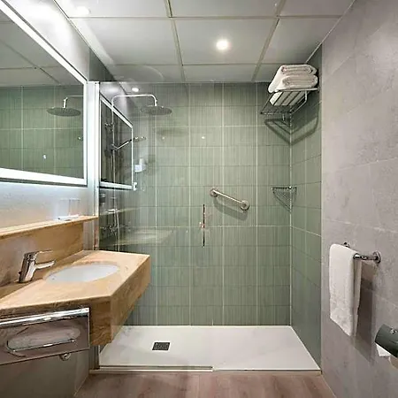 Hotel Leonardo Ramblas