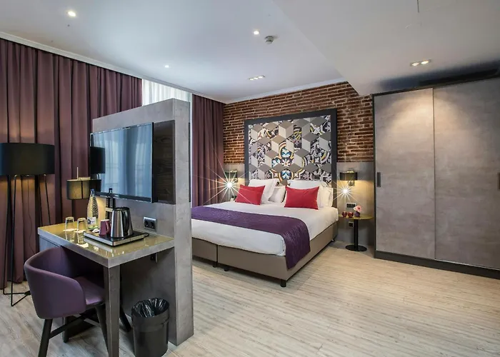 Hotel Leonardo Ramblas Barcelona