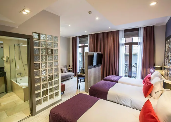 Leonardo Ramblas 3* Barcelona