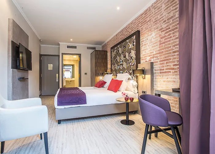 Leonardo Ramblas Hotel