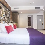 Leonardo Ramblas Hotel Barcelona