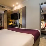 Leonardo Ramblas Hotel