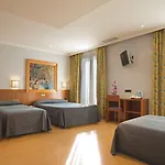 Leonardo Ramblas Hotel